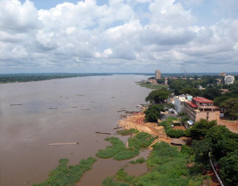 Oubangui River, Flows along southern CAR, Central African Republic